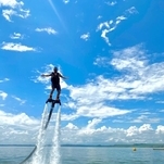 Prática de Flyboard na Riviera de Santa Cristina XIII.